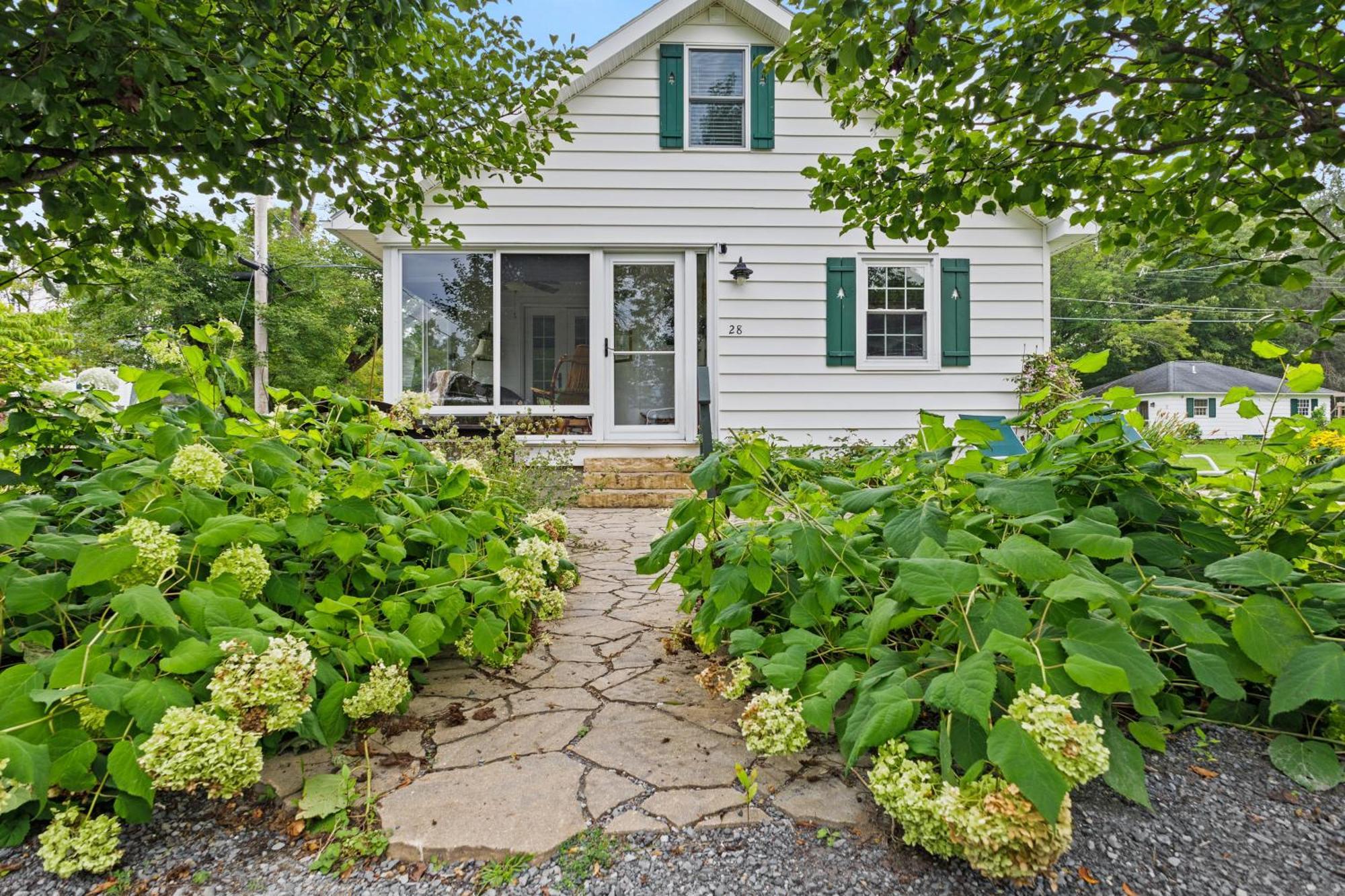 Takundewide Retreat Villa Lake George Exterior photo